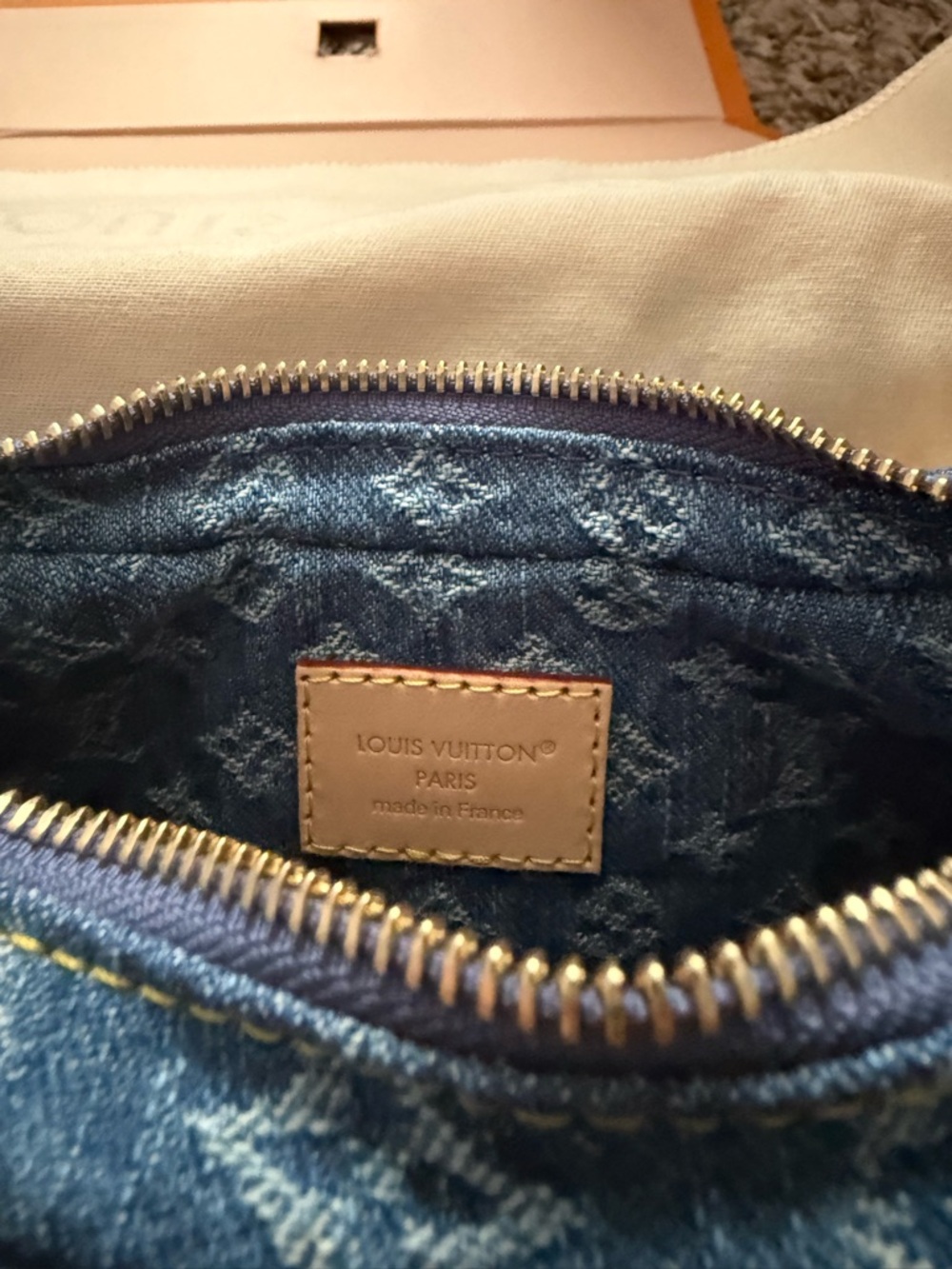 Louis Vuitton Blue Denim Monogram Pleated Pouch - Picture 2 of 3